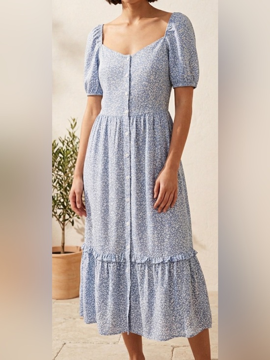 Smash + Tess Dresses & Skirts - NWT Blue Floral Square-Neck Milkmaid Midi Dress